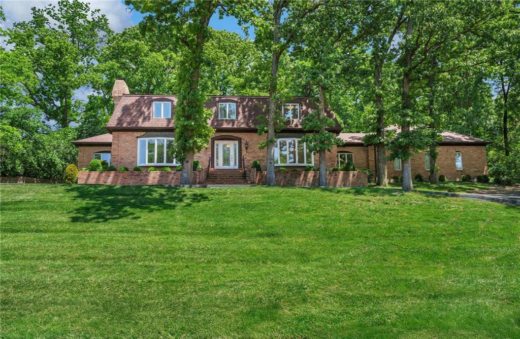 9216 Matthews Lane   MO 63127 photo