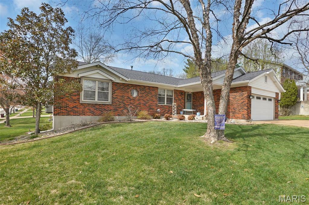 Property Photo: 1603 La Palma Drive MO 63026