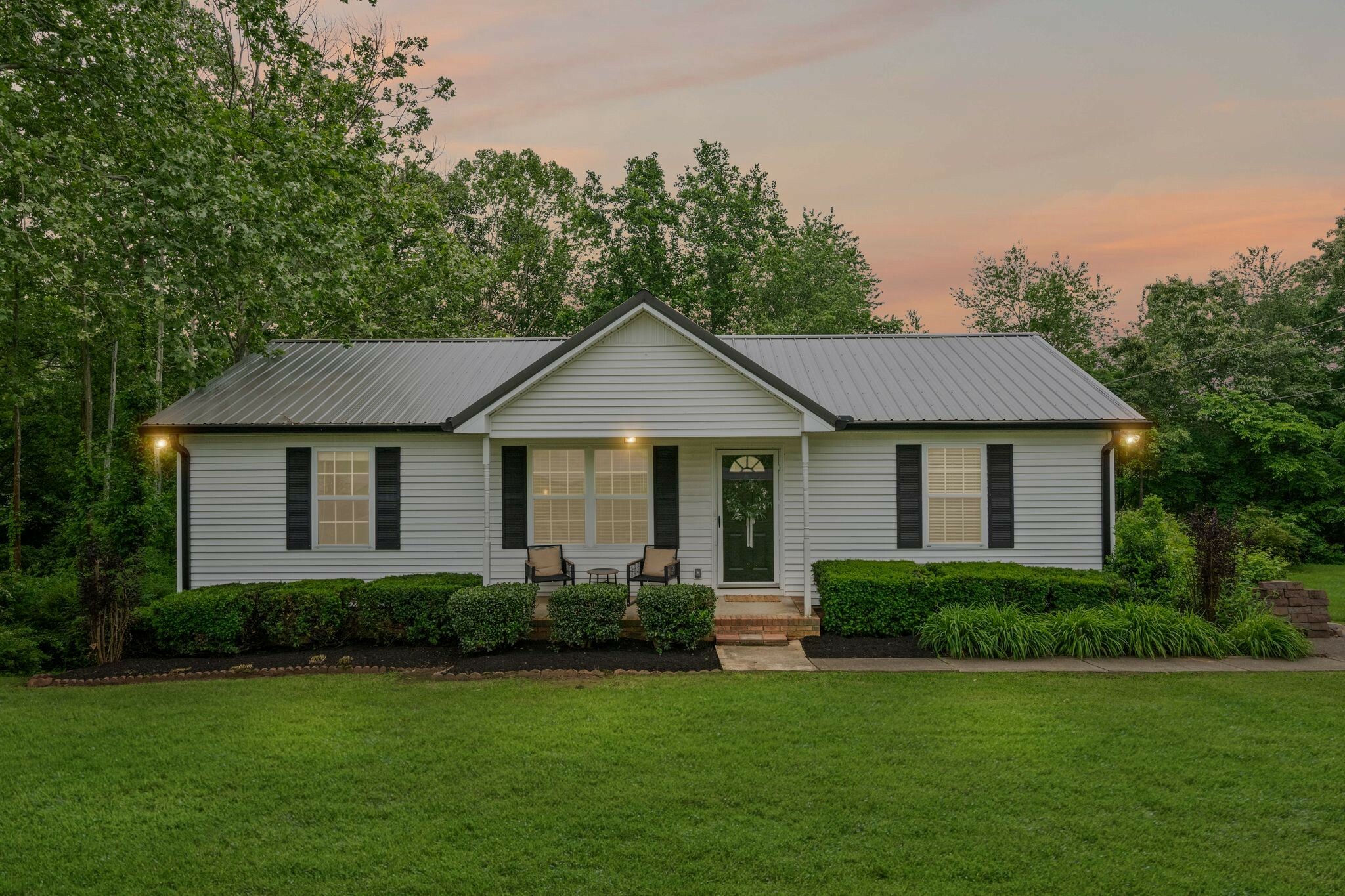 Property Photo: 105 Cedarview Dr TN 37036