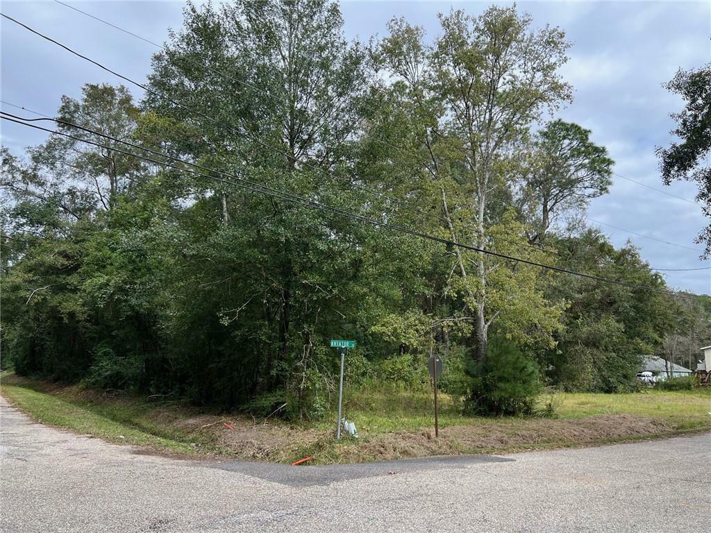 102 Aviator Street  Slidell LA 70458 photo