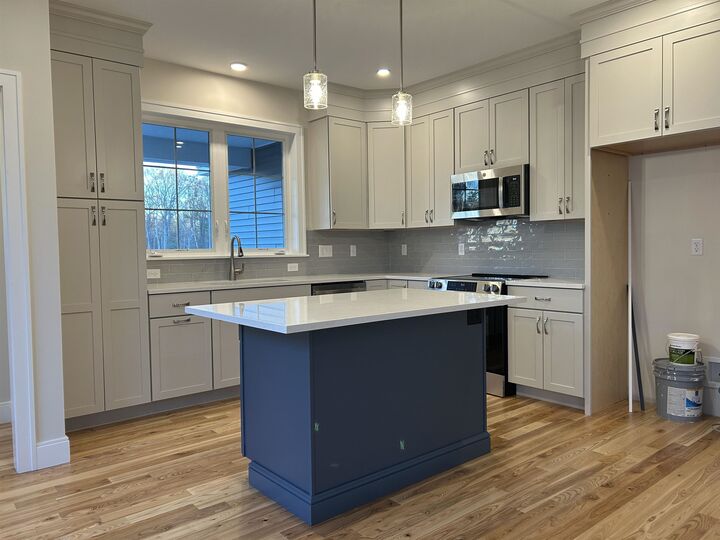 Property Photo: 44 Summerwind Place NH 03840