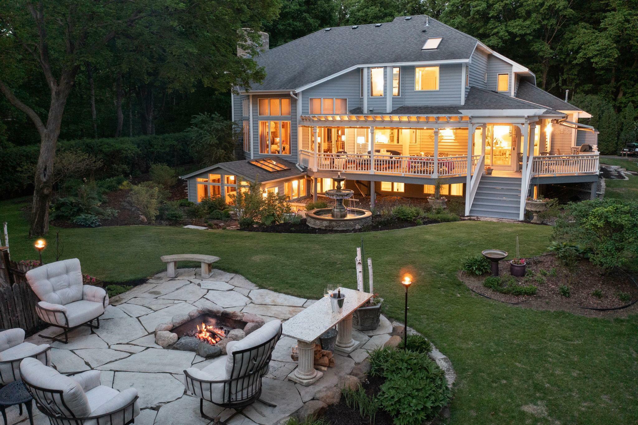 Property Photo: 4950 Sleepy Hollow Road MN 55331