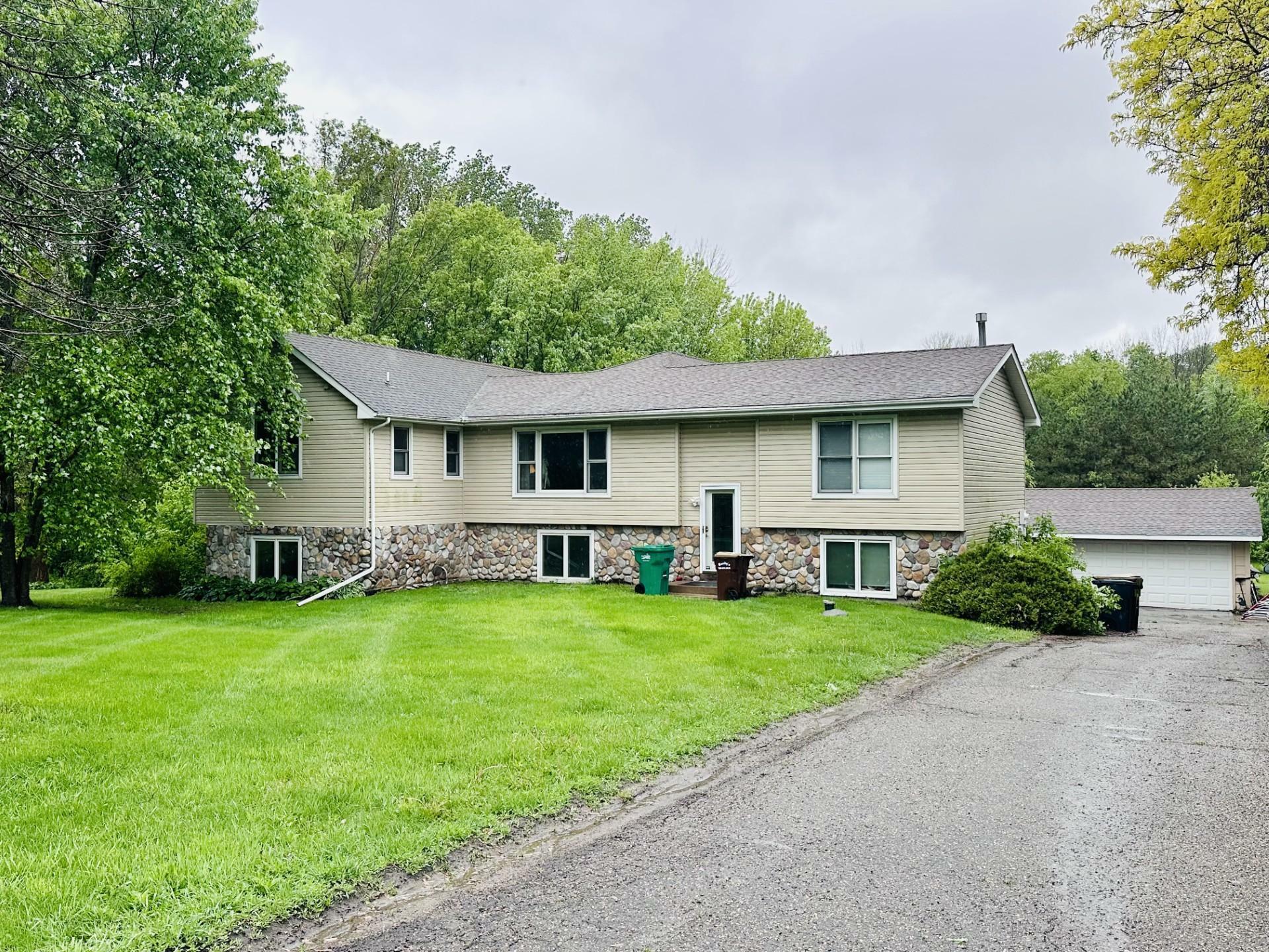 2087 S Lakeshore Drive  Independence MN 55359 photo