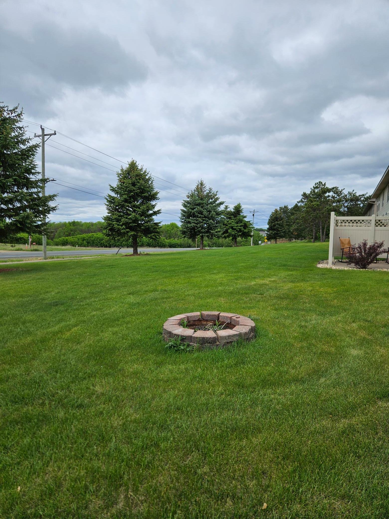 Property Photo: 1559 Ponderosa Lane WI 54017