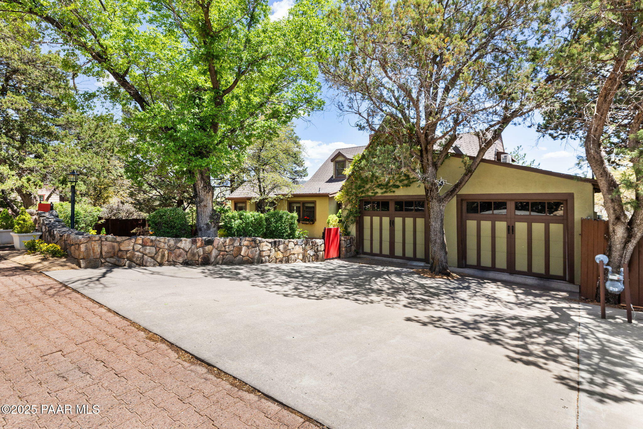 Property Photo: 543 S Hassayampa Drive AZ 86303