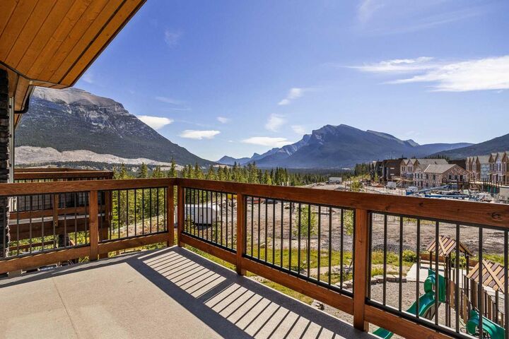 Photo de la propriété:  106 Stewart Creek Rise 316  AB T1W 0N3 