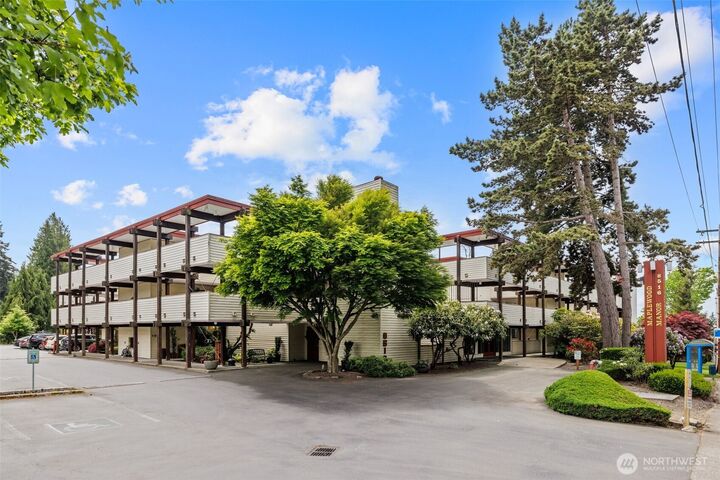 Property Photo: 8516 196th Street SW 311 WA 98026