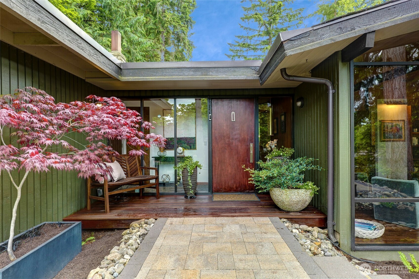Property Photo: 7965 SE 67 Street WA 98040