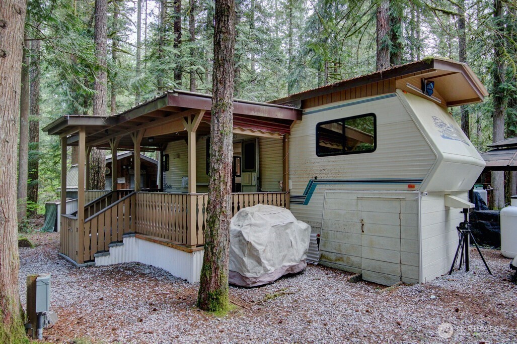 Property Photo: 123 3 Schinn Canyon WA 98244