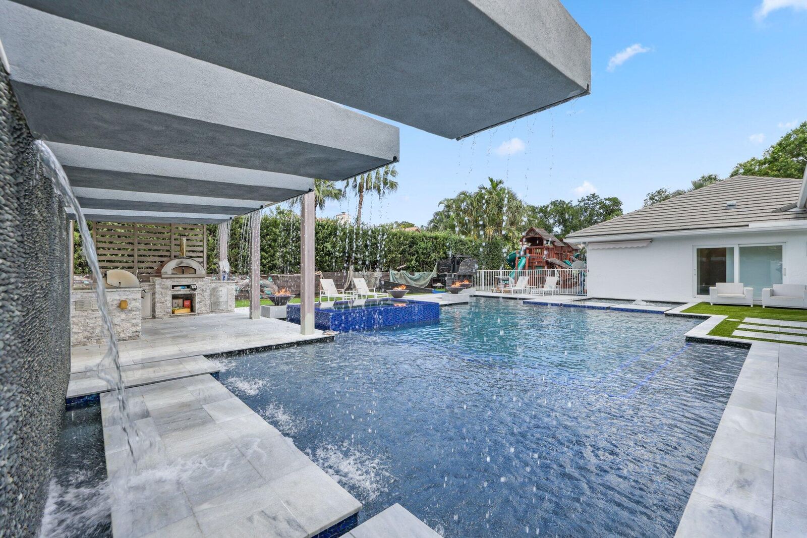 Property Photo:  2201 NW 57th Street  FL 33496 