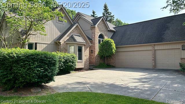 Property Photo: 46890 Cider Mill Drive MI 48374