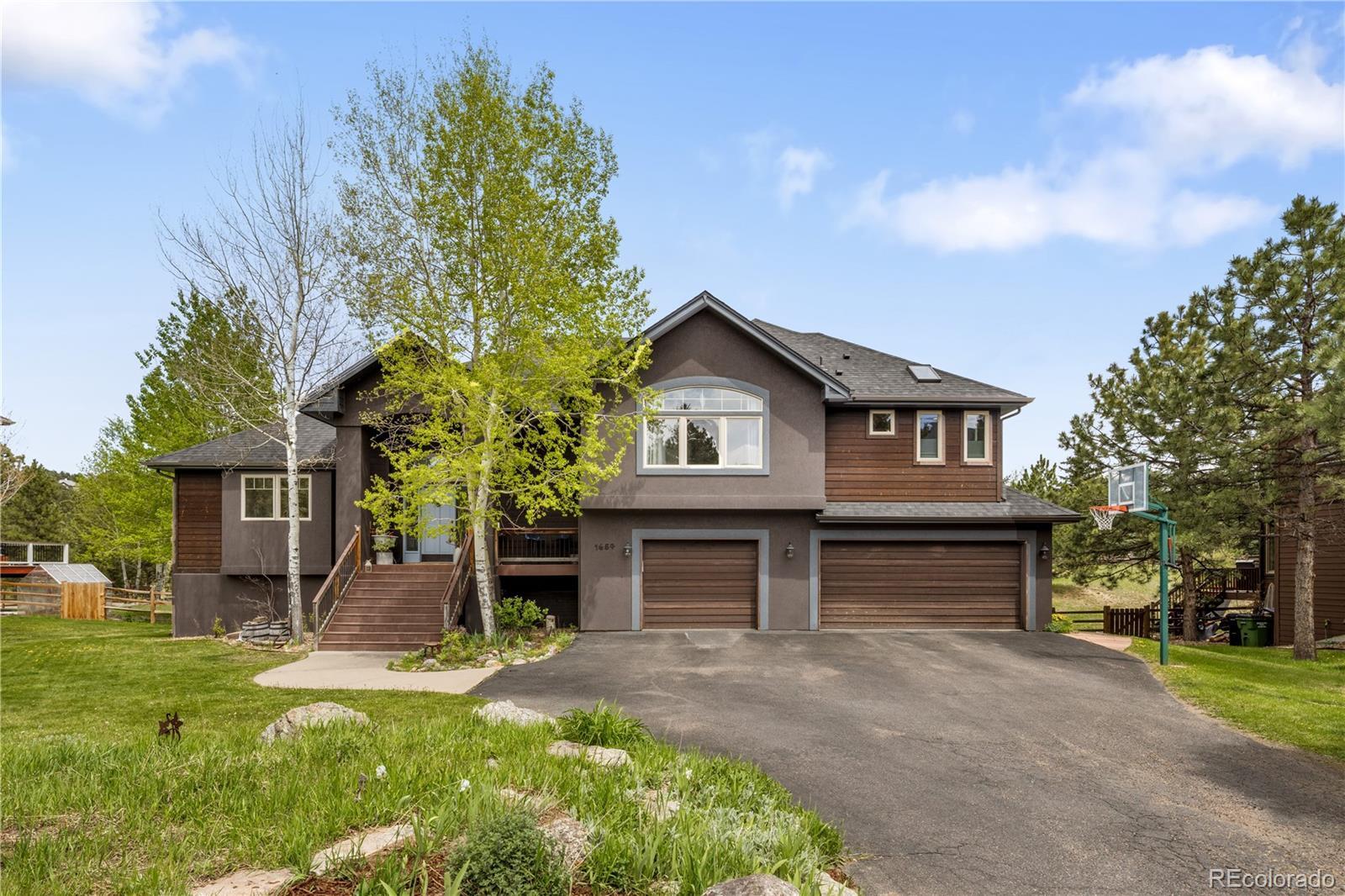 Property Photo: 1654 Muirfield Lane CO 80439