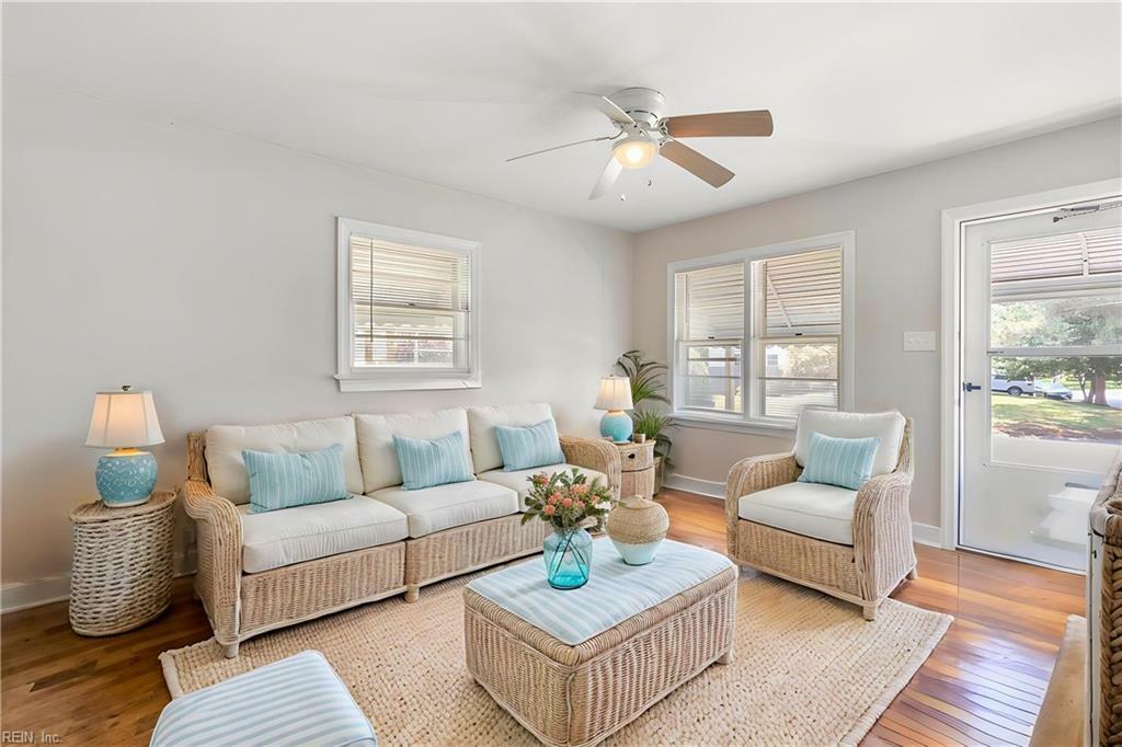 Property Photo: 8284 Fernwood Dr VA 23518