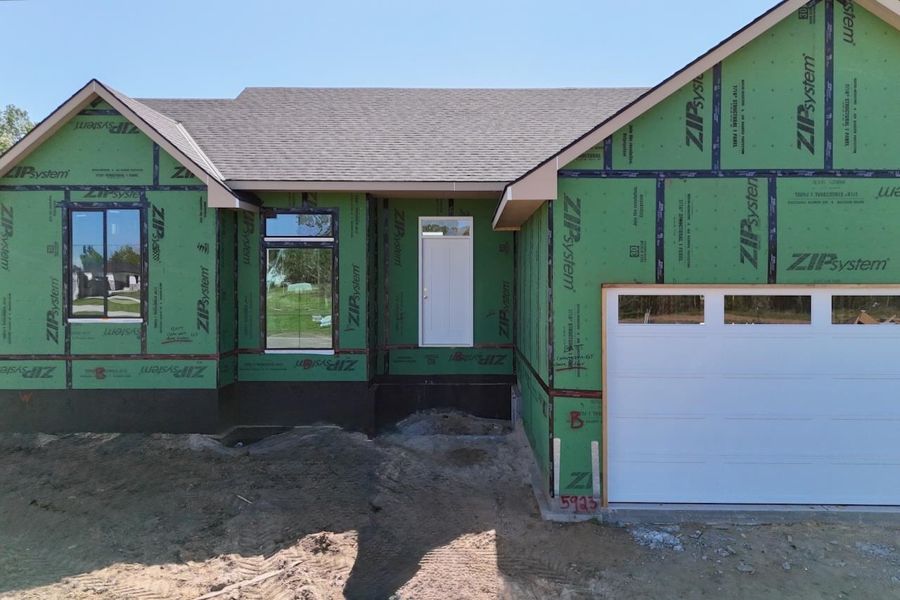 Property Photo: 5923 N St. Paul Ct. KS 67204