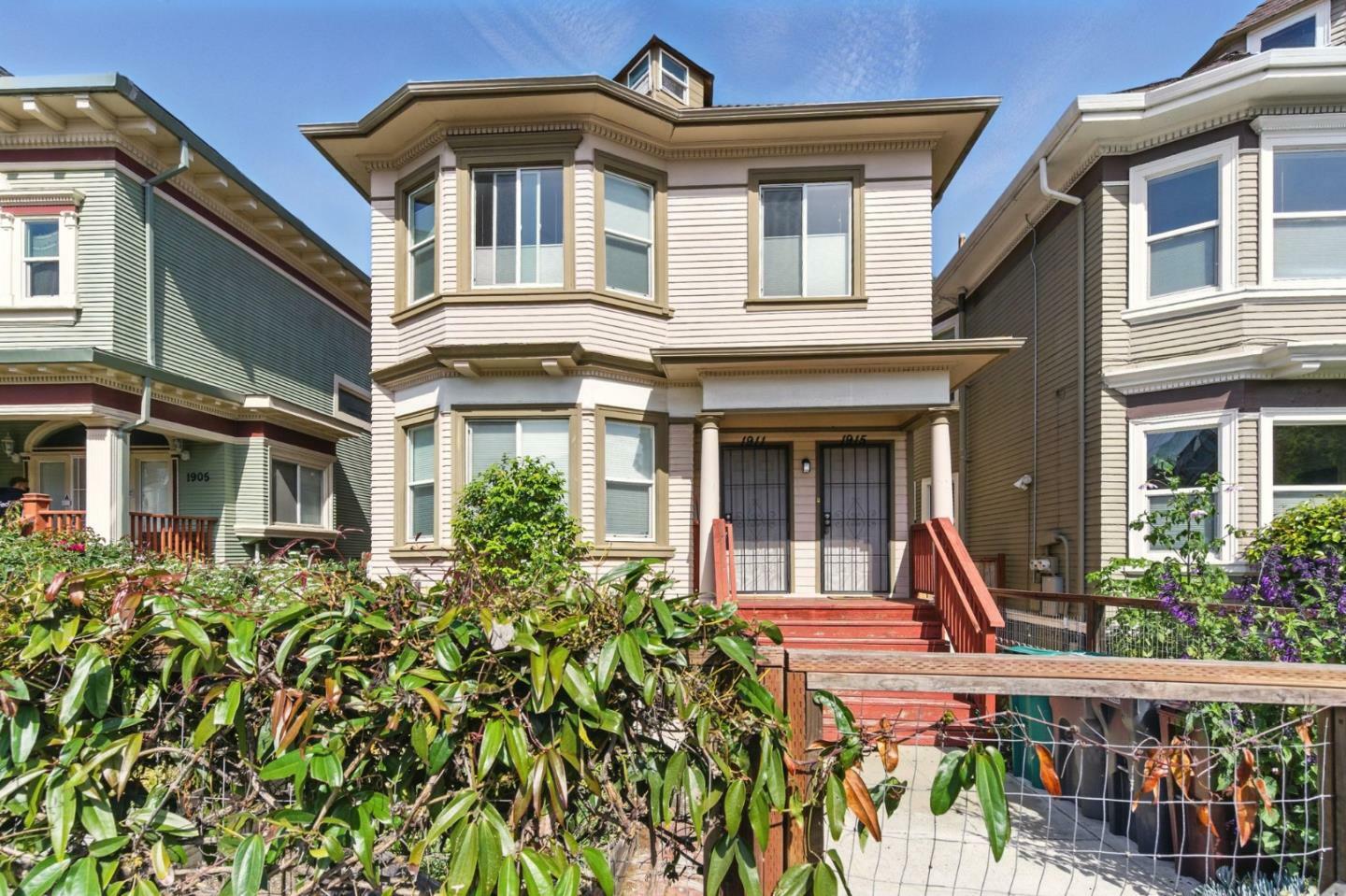 Property Photo: 1915 West Street CA 94612