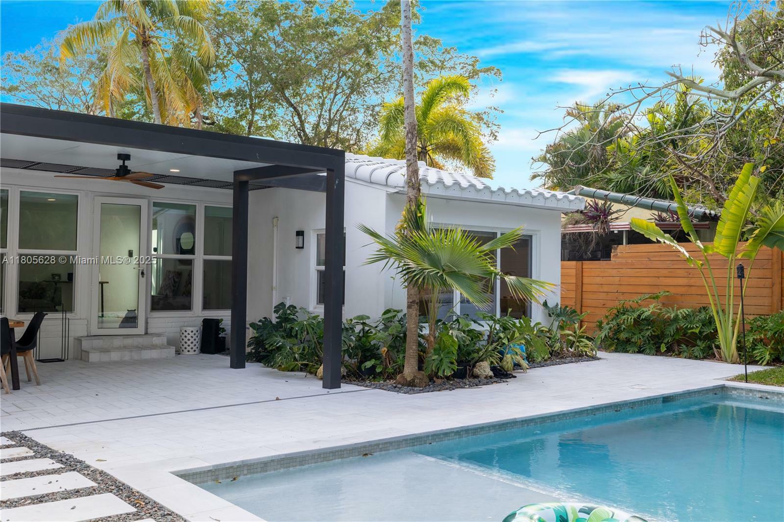 Property Photo: 725 NE 81st St FL 33138