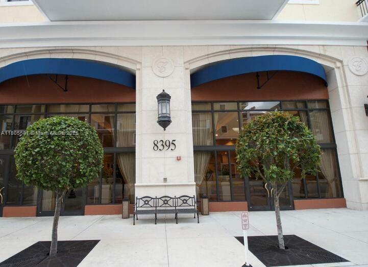 Property Photo: 8395 SW 73rd Ave 312 FL 33143