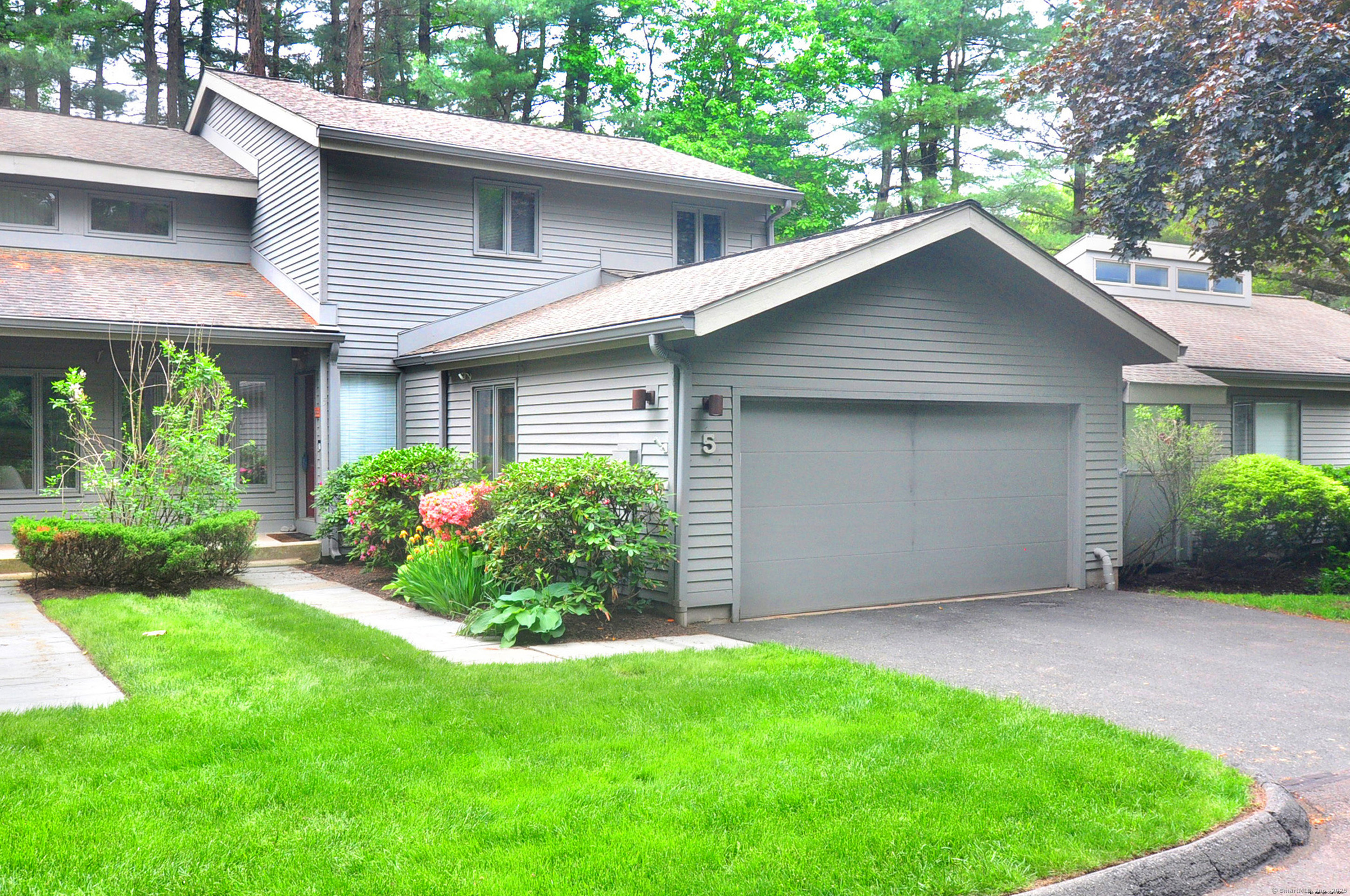 Property Photo: 5 Spyglass Drive 5 CT 06001