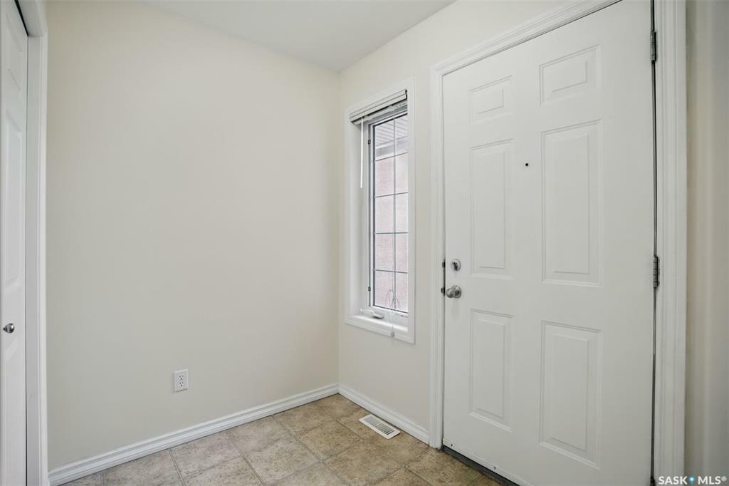 Property Photo: 118 Pawlychenko Lane 84 SK S7V 1K1