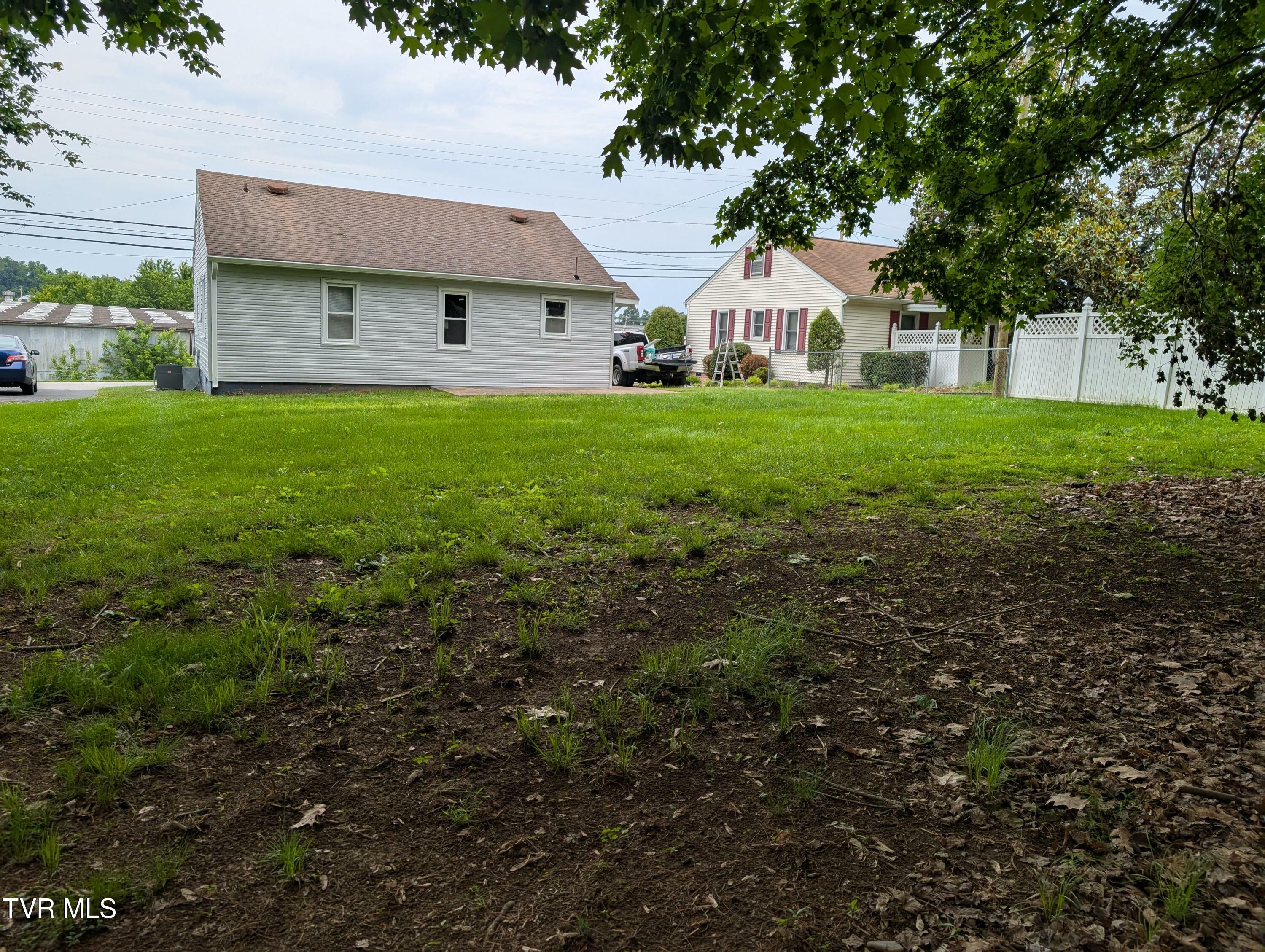 Property Photo: 1111 Forest Street TN 37743