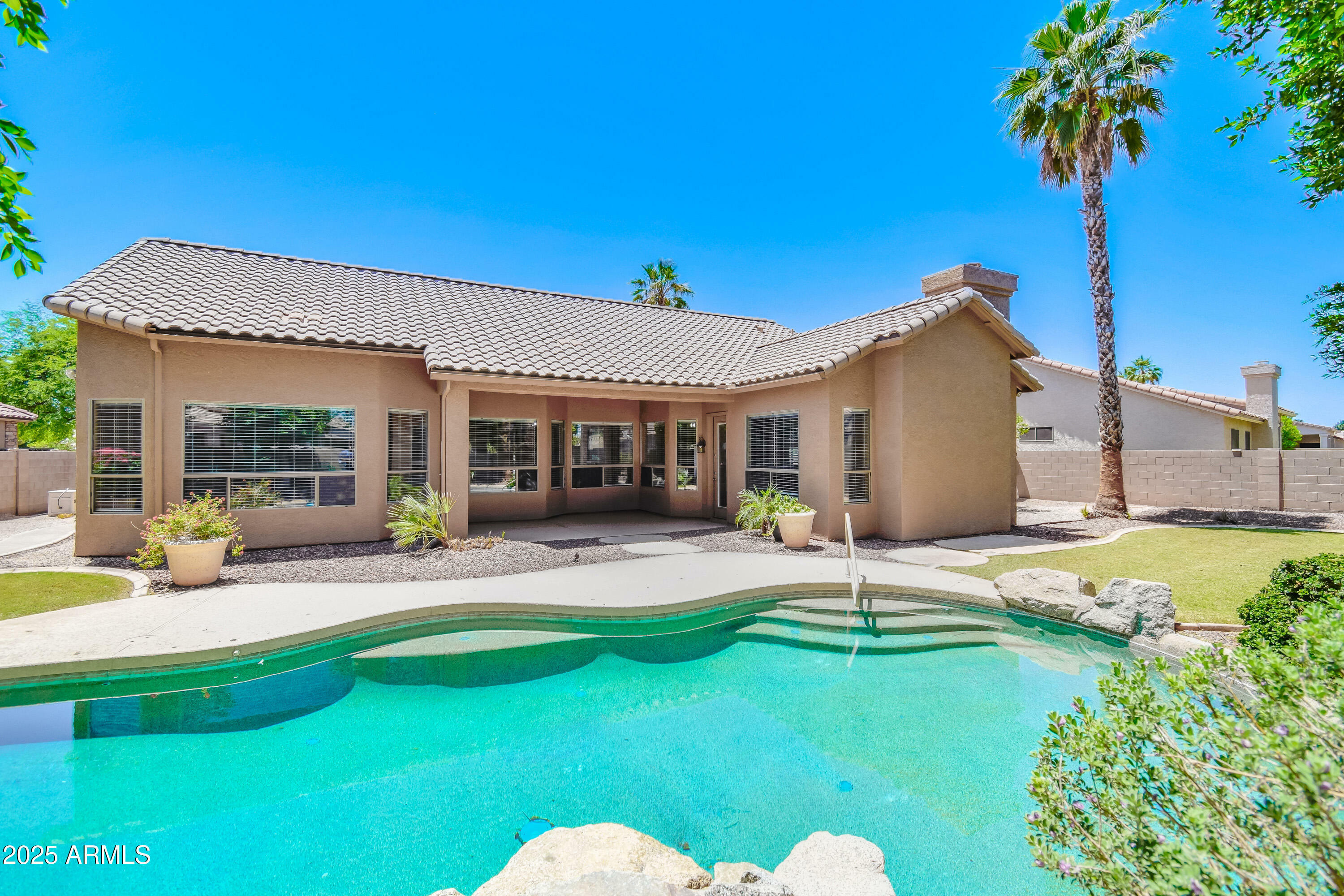 Property Photo: 1470 W Bartlett Way AZ 85248