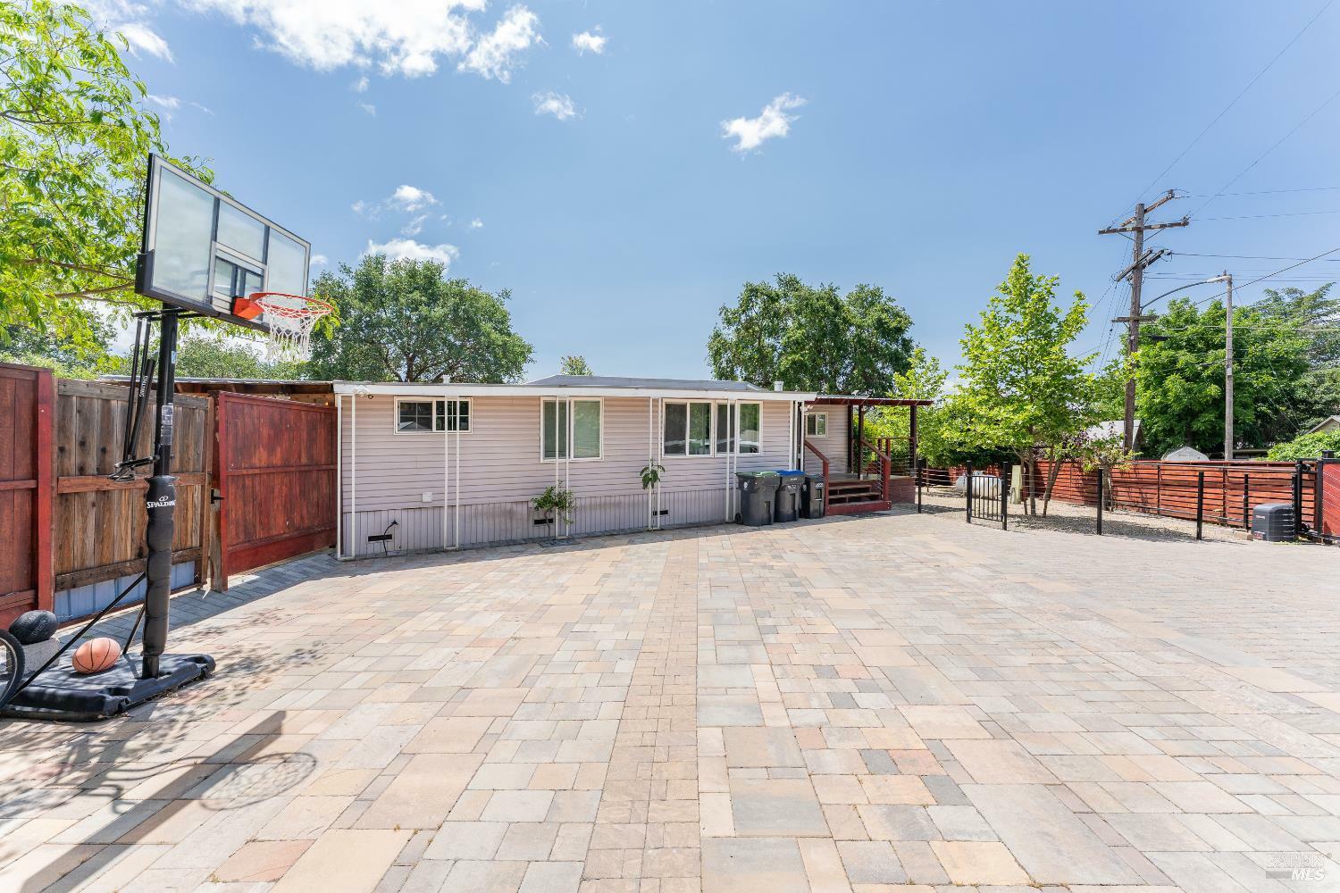 Property Photo: 4532 Pine Street CA 95458