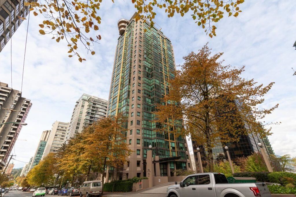 Property Photo:  1367 Alberni Street 2008  BC V6E 4R9 