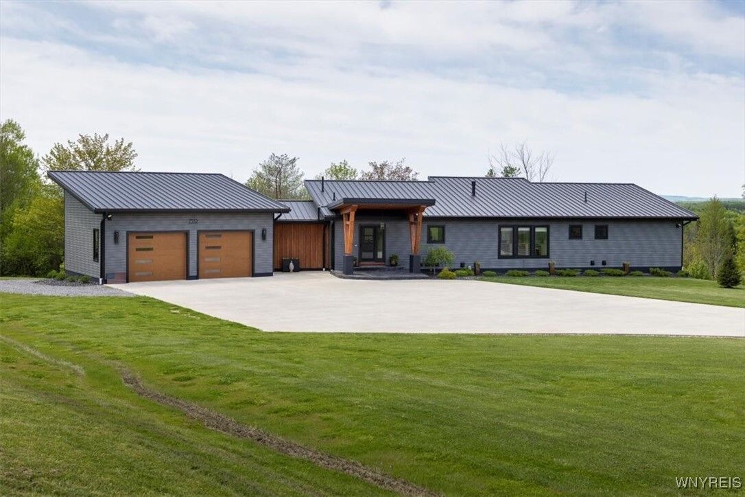 Property Photo:  7317 & 7319 Concord Road  NY 14141 