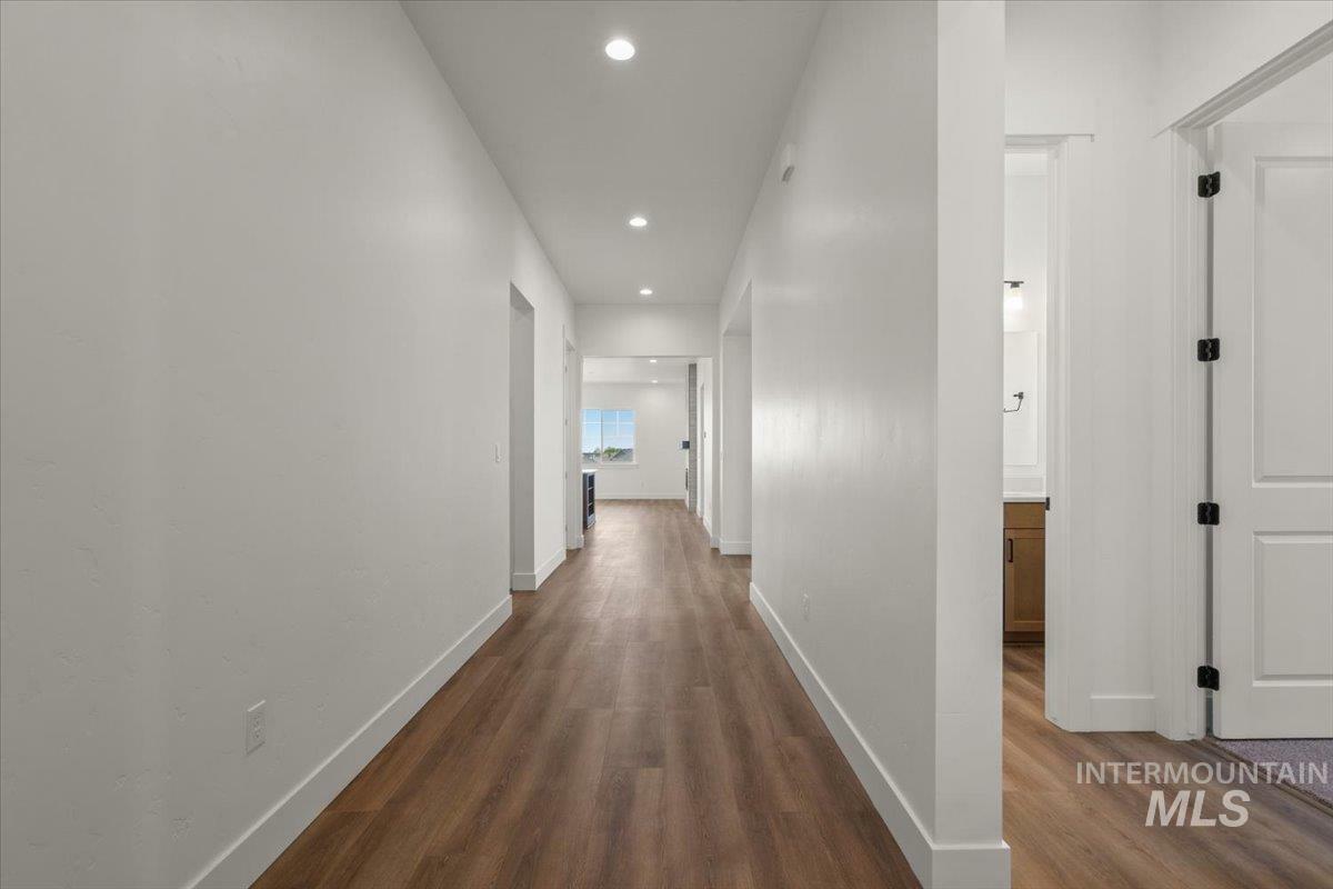 Property Photo: 1431 White Cliffs St ID 83644