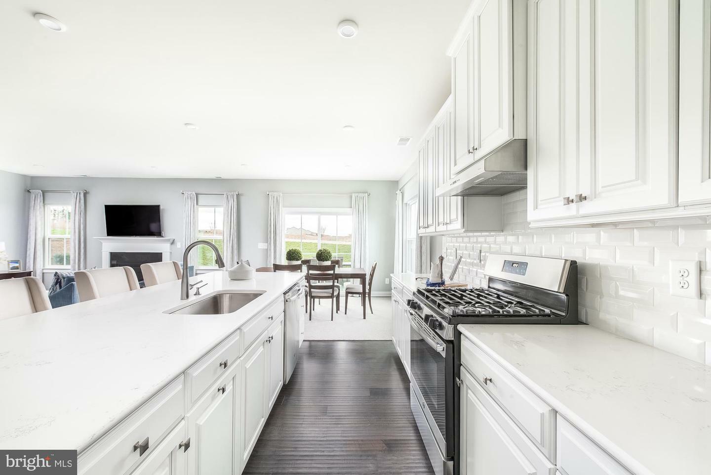 Property Photo: 1603 Caracas Boulevard WV 25403