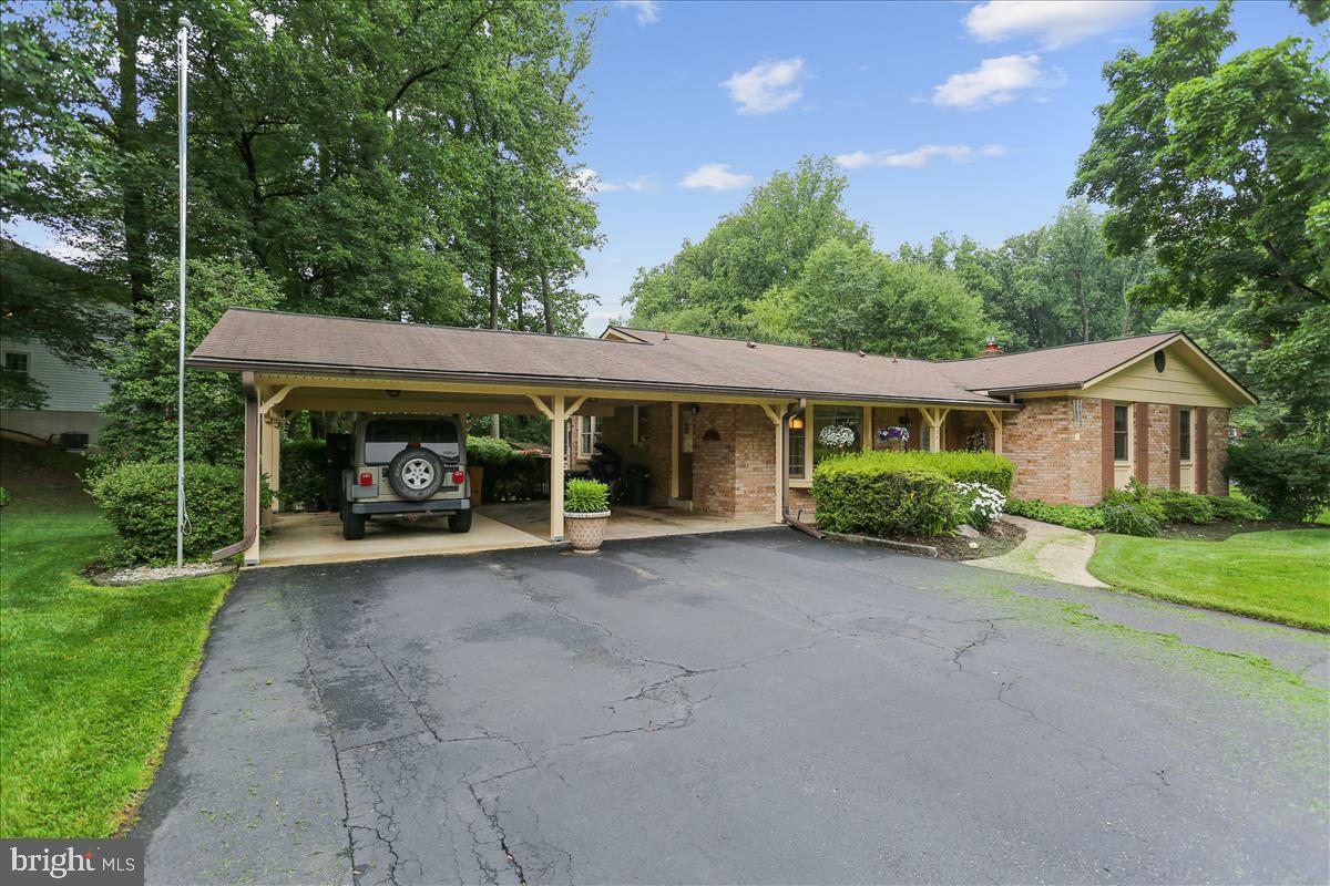 Property Photo:  12810 Stonecrest Drive  MD 20904 