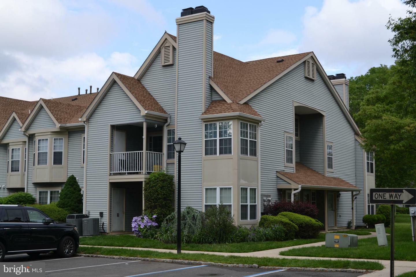 271 Andover Place  Robbinsville NJ 08691 photo