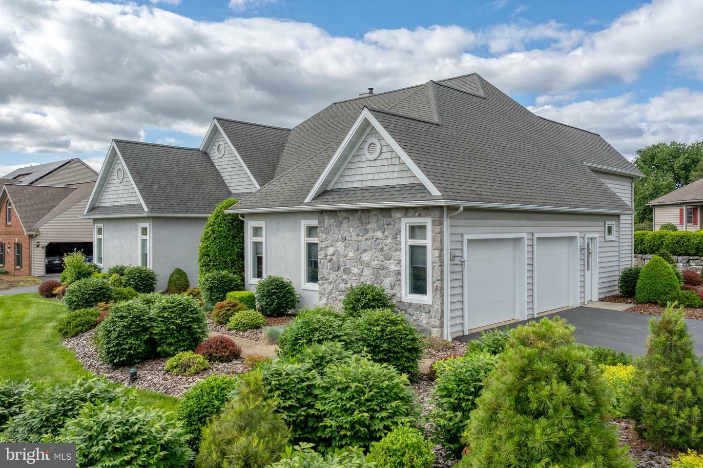 Property Photo: 149 W Willow Ridge PA 17557
