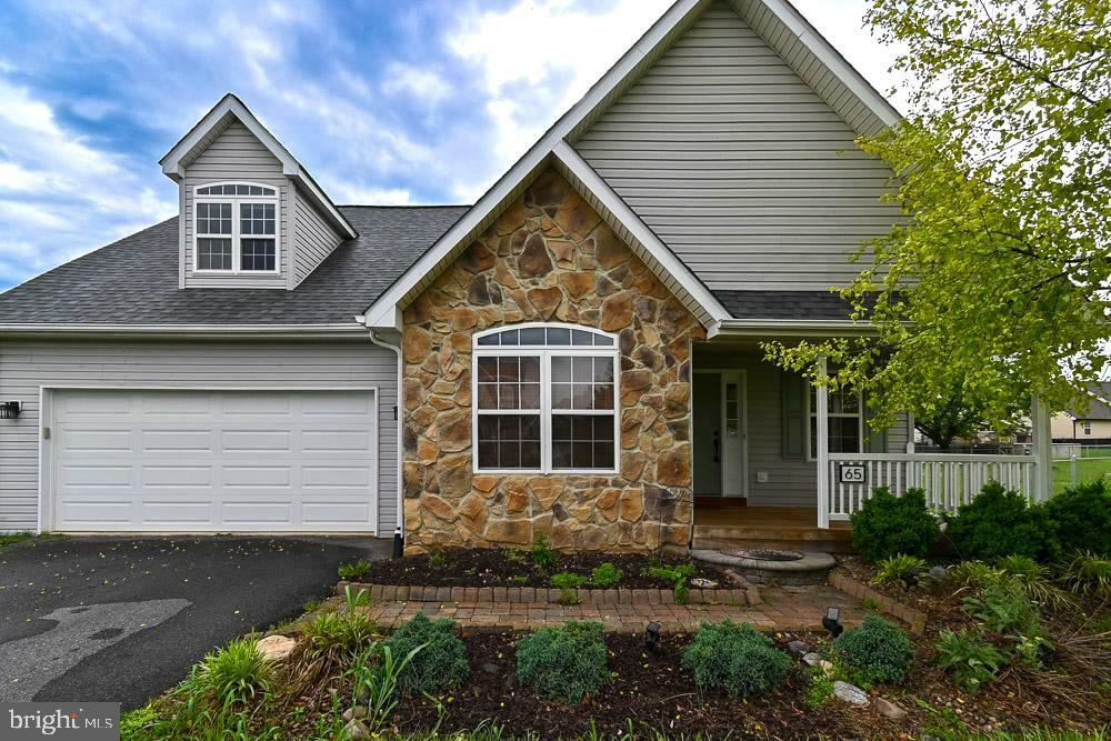 Property Photo: 65 Binns Court WV 25405