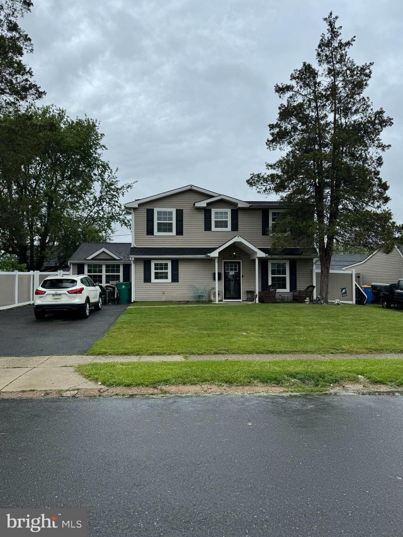 Property Photo: 23 Winding Road PA 19057