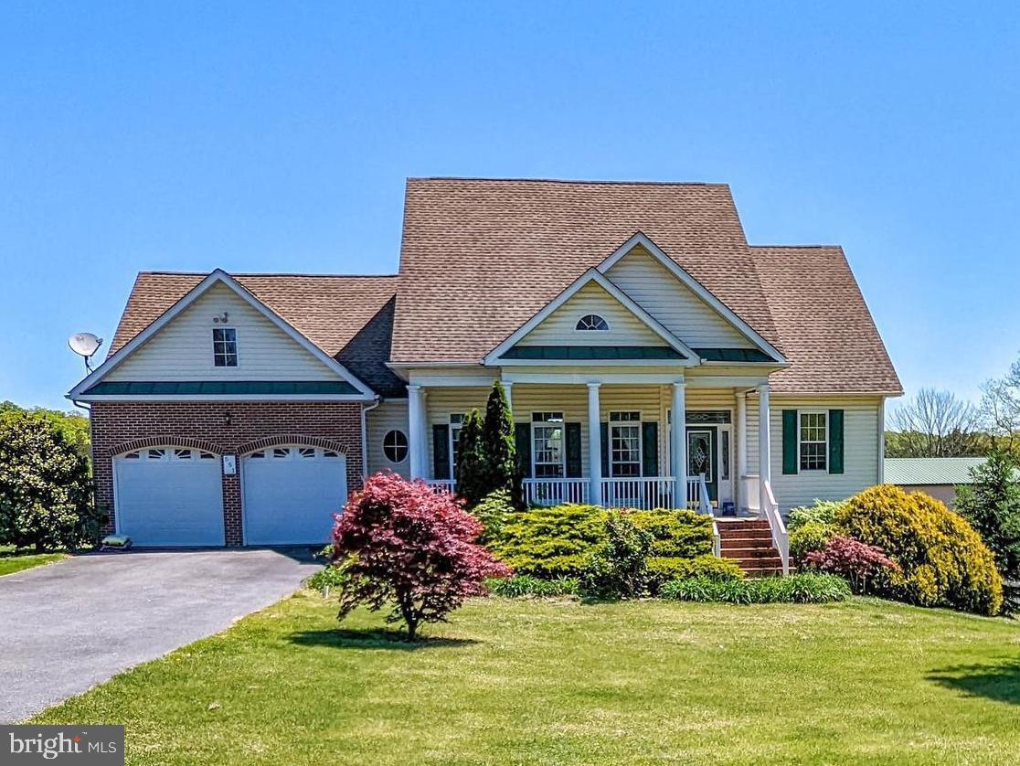 Property Photo: 551 N Buckton Road VA 22645