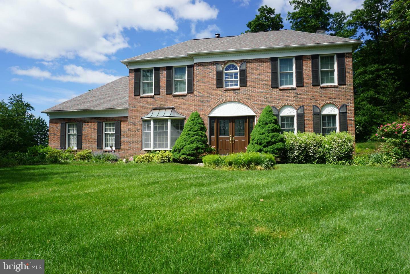 Property Photo: 235 Amherst Drive PA 18901