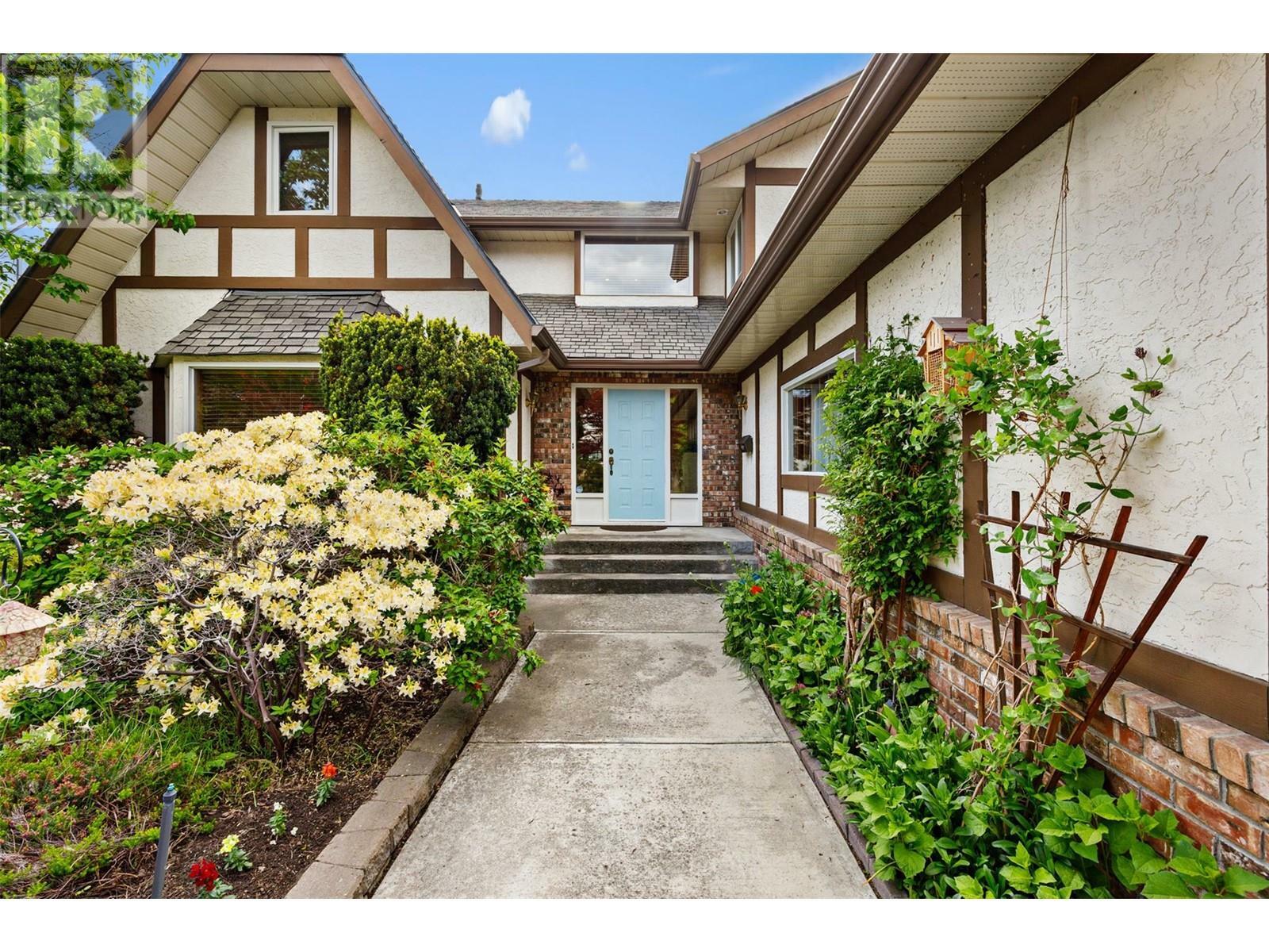 Property Photo: 4350 Kensington Drive BC V1W 2L8