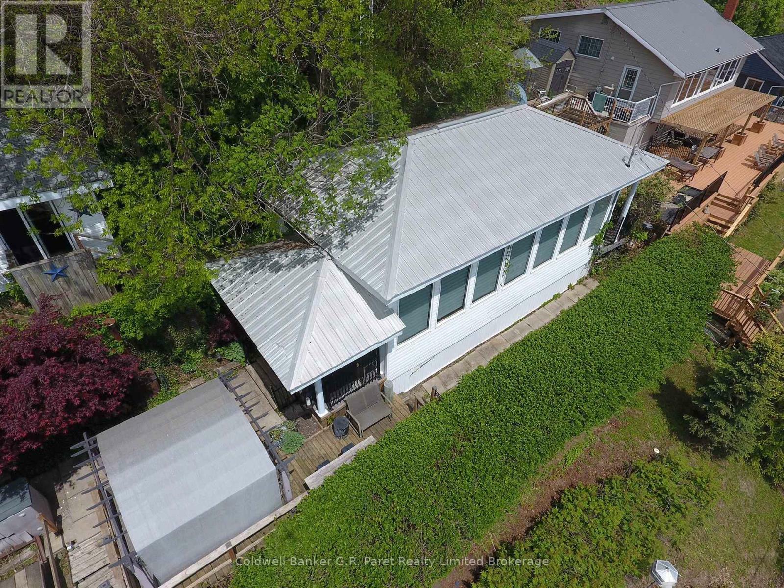 Property Photo: 61 Bluewater Avenue ON N0E 1P0