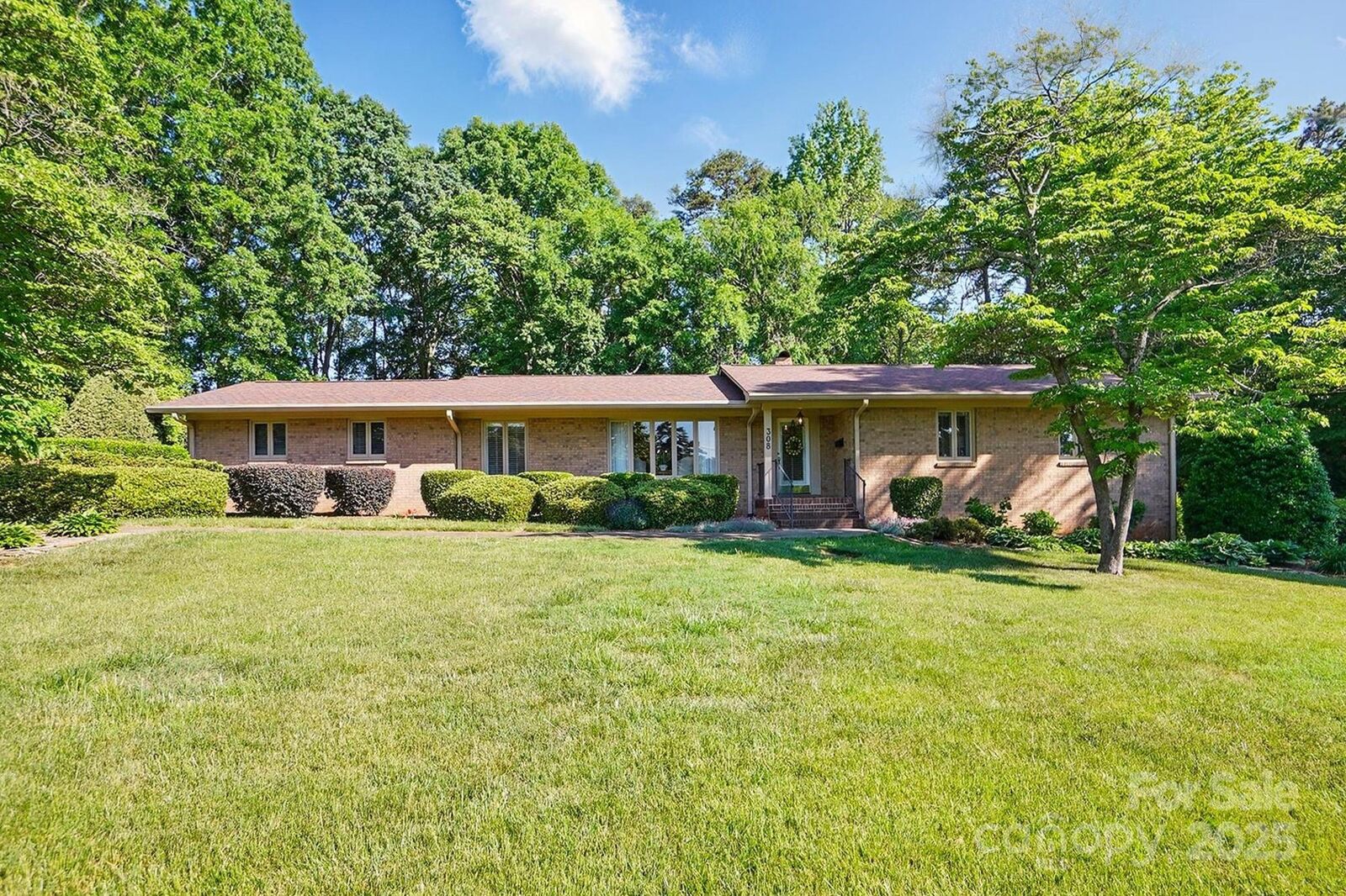 Property Photo:  308 Odell Street  NC 28083 