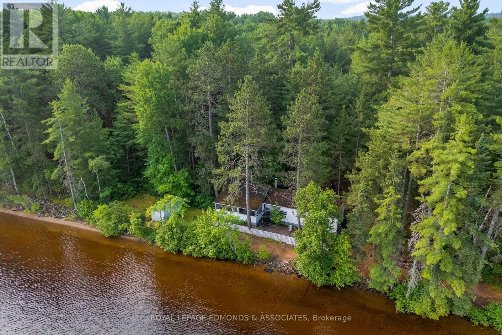 Property Photo: 769 Rock Point Lane ON K0J 2A0