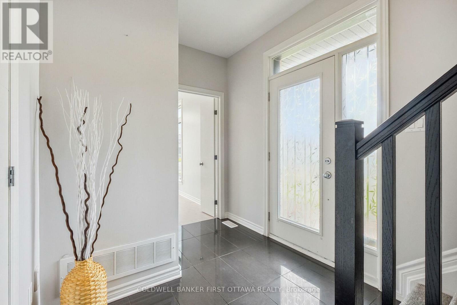 Property Photo: 612 Chaperal Private ON K4A 0Y2