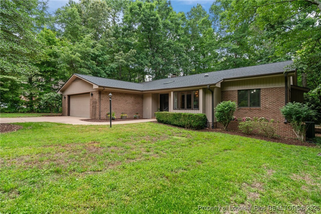 Property Photo: 2024 Sandalwood Drive NC 27332