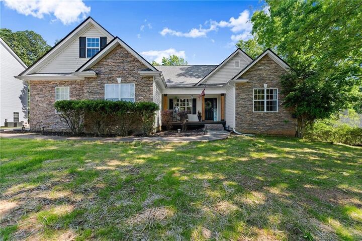 Property Photo:  5995 Wellington Avenue  GA 30506 
