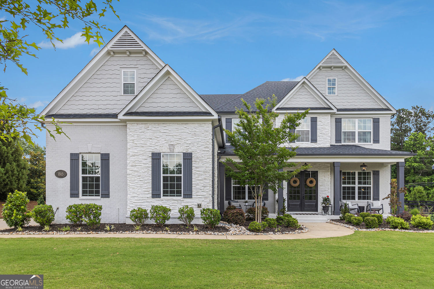 Property Photo: 1865 Henley Way GA 30009