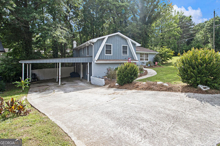 Property Photo: 2950 Springfield Court SW GA 30349