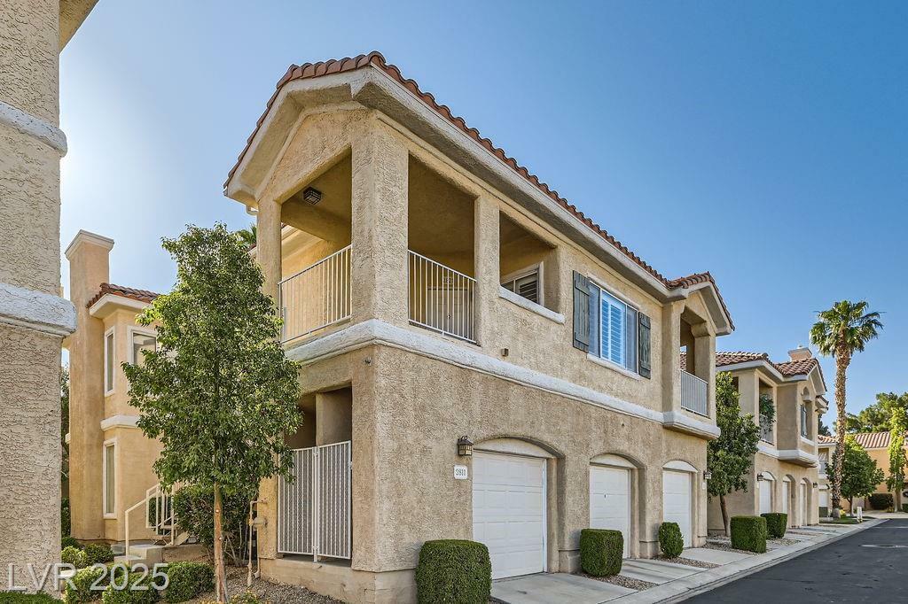 Property Photo: 251 South Green Valley Parkway 2821 NV 89012