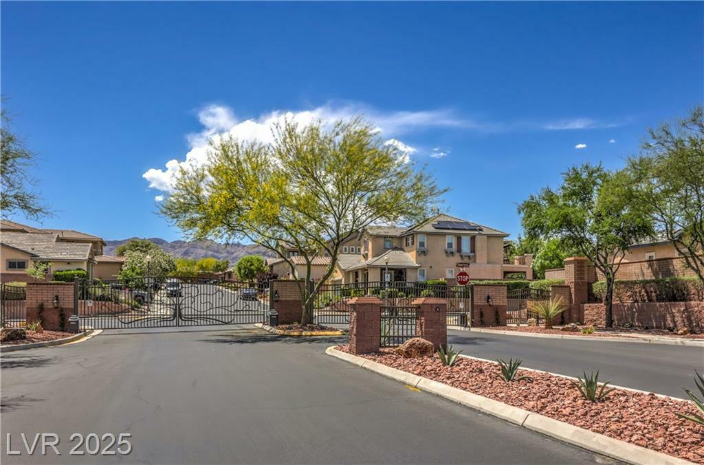 Property Photo: 10319 Larkmead Avenue NV 89149