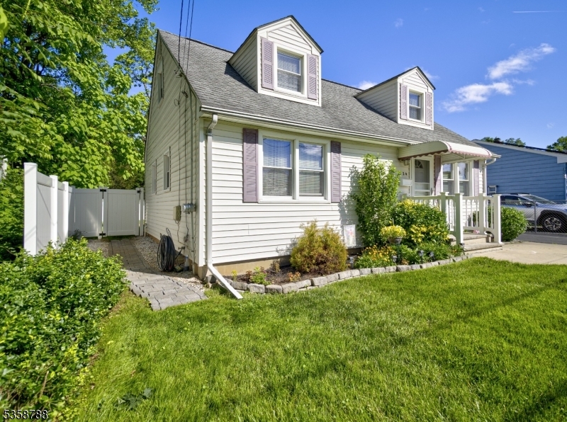 Property Photo: 924 Haran Ave NJ 08835