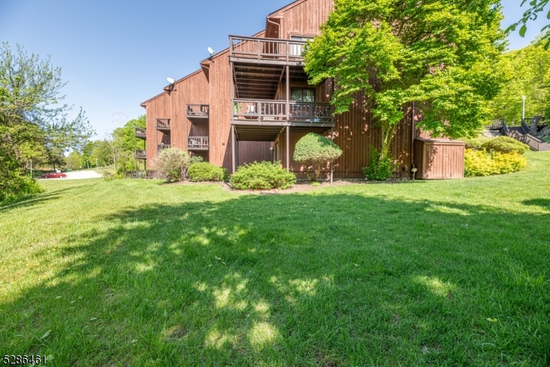 Property Photo: 2 Sunrise Dr. Unit 6 NJ 07462